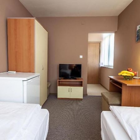 ימבול Panorama Top Floor Rooms In Hotel Tundzha מראה חיצוני תמונה