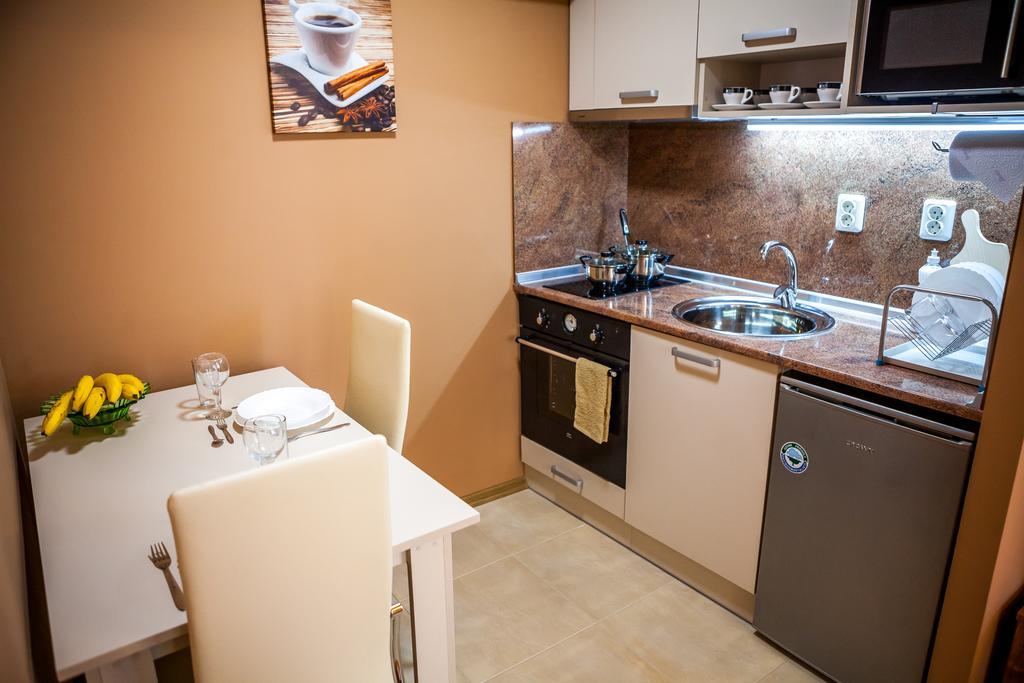 ימבול Panorama Top Floor Rooms In Hotel Tundzha מראה חיצוני תמונה