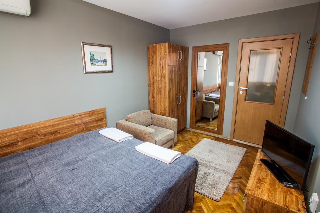 ימבול Panorama Top Floor Rooms In Hotel Tundzha מראה חיצוני תמונה